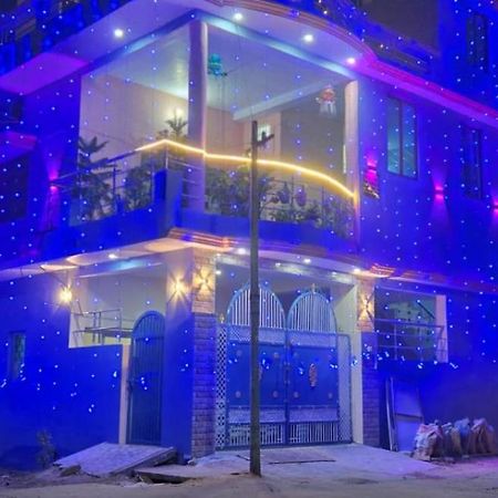 Privyrooms Горакпур Екстериор снимка